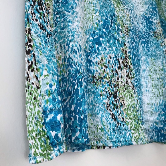 Belissimo • Crinkle Pleated Watercolor Dots Top - Picture 3 of 9